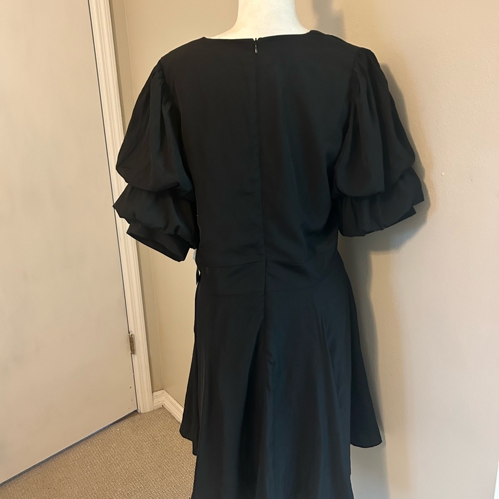 1 State/Revolve Size XL Tiered Bubble Sleeve Dress - Picture 5 of 5